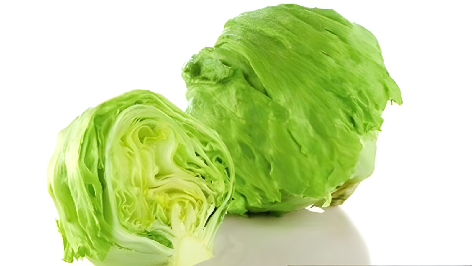 Салат айсберг нормального товарного качества